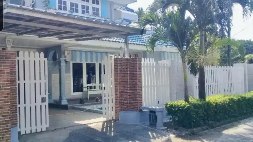 Disewakan Rumah 2 Lantai Dalam Komplek Di Cilandak