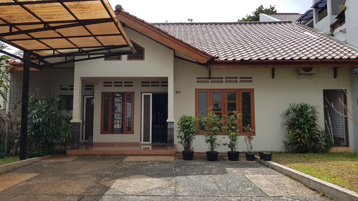 Disewakan Rumah Siap Huni Di Cilandak, Jakarta Selatan